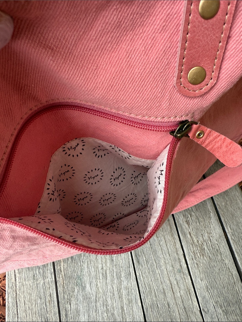 Myra Bag Isadora Romantic Pink & Red Floral Foliage Small Weekender Bag - Picture 10 of 15